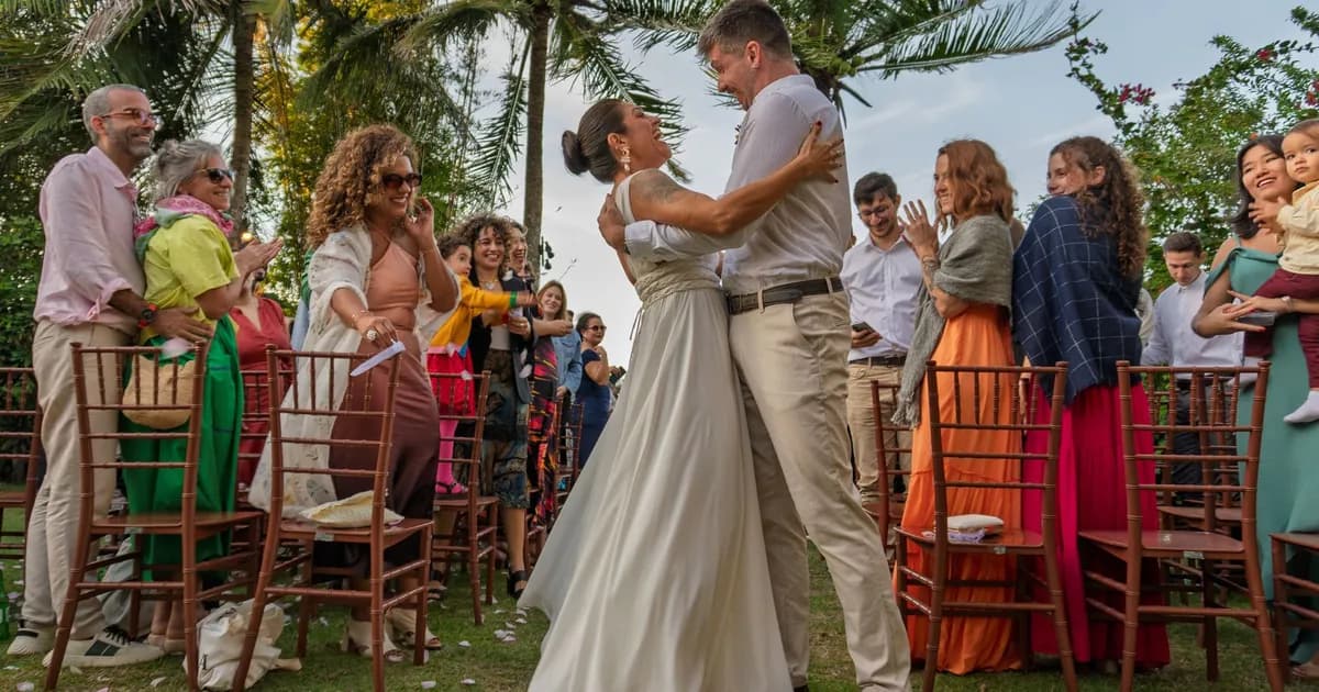 Micro Wedding Registry: How to Build a Small Gift List